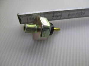 картинка Датчик давления масла 0.5кг 114250-39450