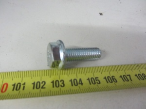 картинка Болт маховика