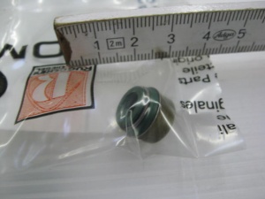 картинка Колпачок маслосъемный