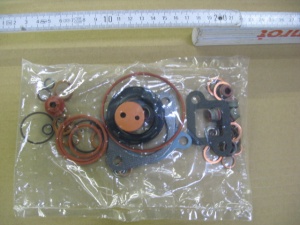 картинка Набор прокладок. Верхняя часть двигателя, без прокладки гбц ED0082051080-S