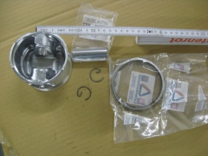 картинка Поршень с кольцами и пальцем стд