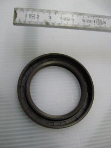 картинка Сальник со ст. вала 50х70х10 --->> ED0012133510-S