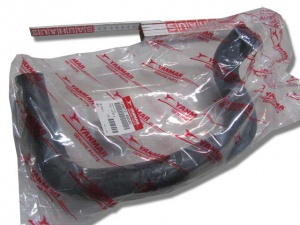 картинка Шланг радиатора нижний