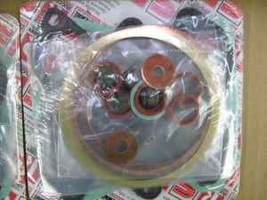 картинка Набор прокладок ремонт г.ц.х 2 MD190