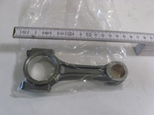 картинка Шатун с вкладышем стд