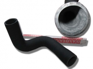 картинка Шланг радиатора верхний