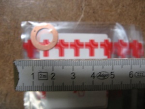 картинка Уплотнение трубки слива топлива